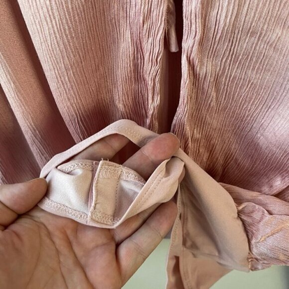 Anthropologie Nurode Tie-Neck long sleeve Bodysuit - Fall Pink size medium - Picture 8 of 12